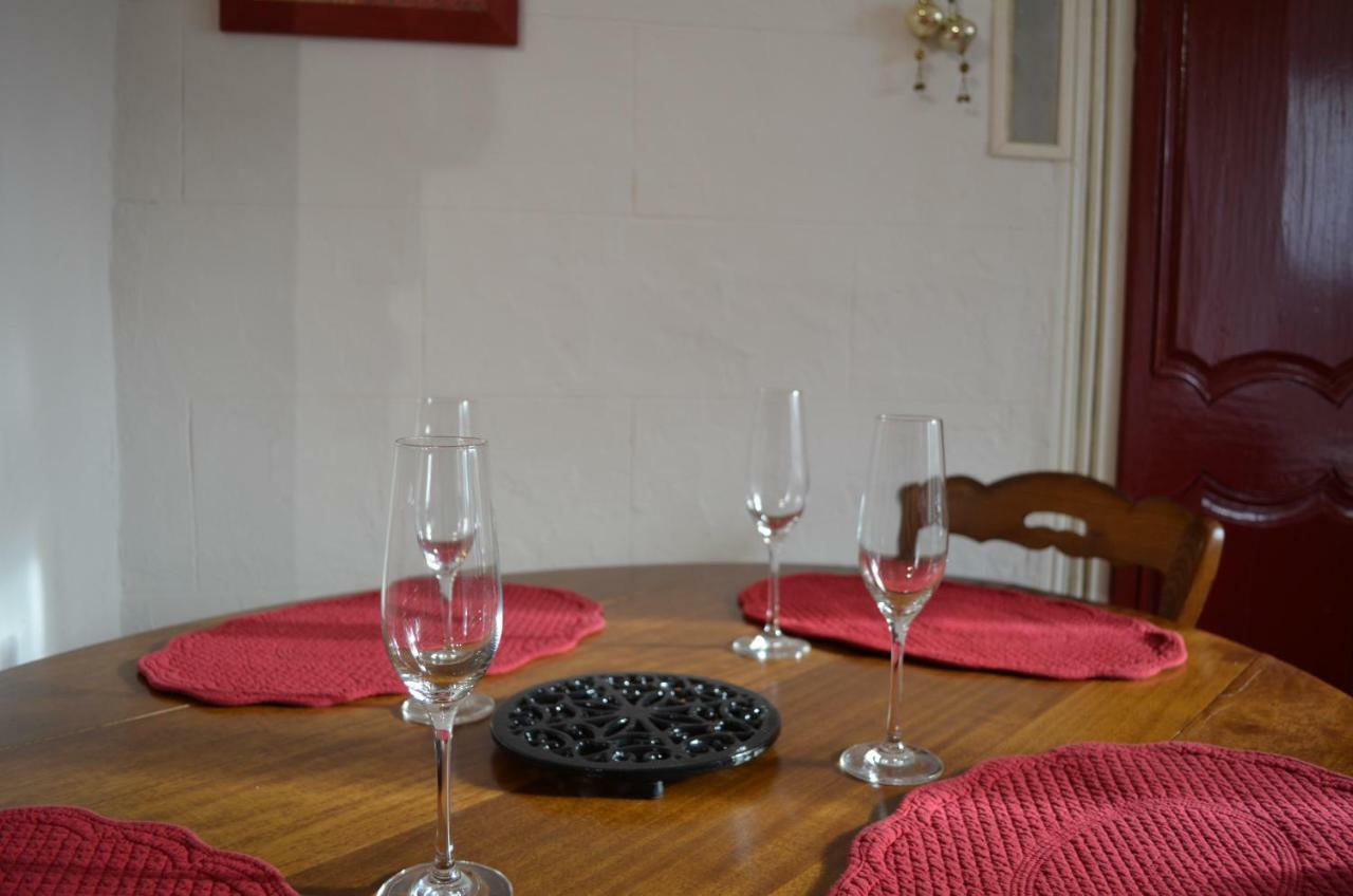 Les Troglos De L'echeneau Holiday home